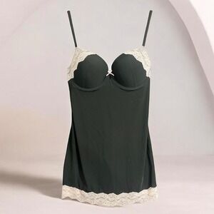 Victoria's Secret Chemise Women 36D Black Lace Trim Underwire Slip Romantic